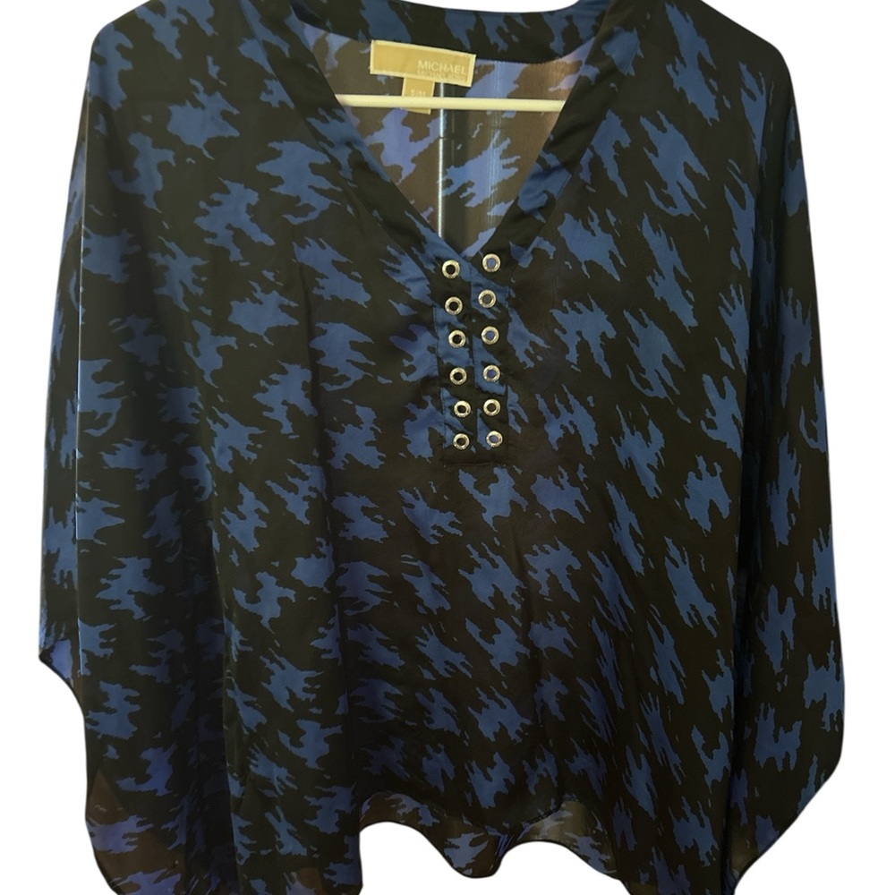 Michael Kors Women's Blue and Black Top PTP 18.5 L 27 Size S/M